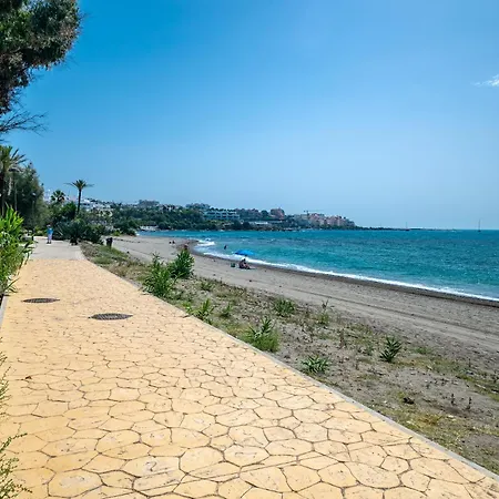 Spacious Beachfront