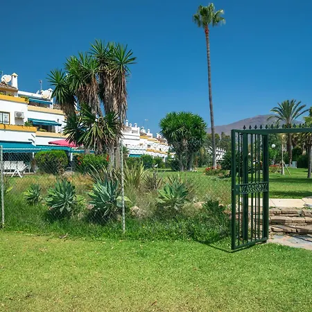 Spacious Beachfront Estepona